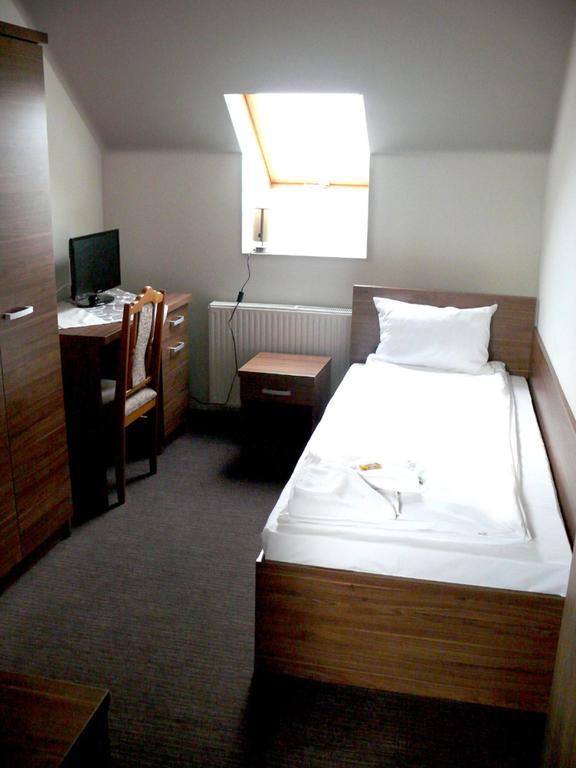 Motel Taurus Rzeszow Ruang foto